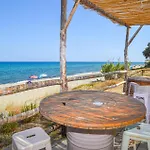Moderne A Pieds Tatil Evi Prunete
