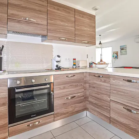 Moderne A Pieds Semesterbostad