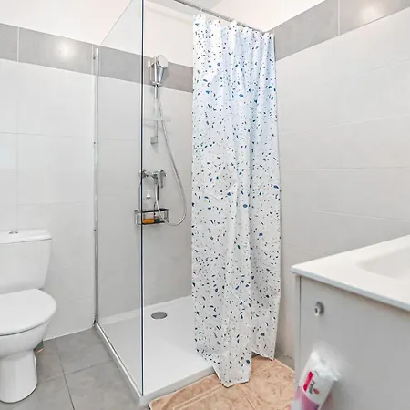 Moderne A Pieds Ferienhaus *