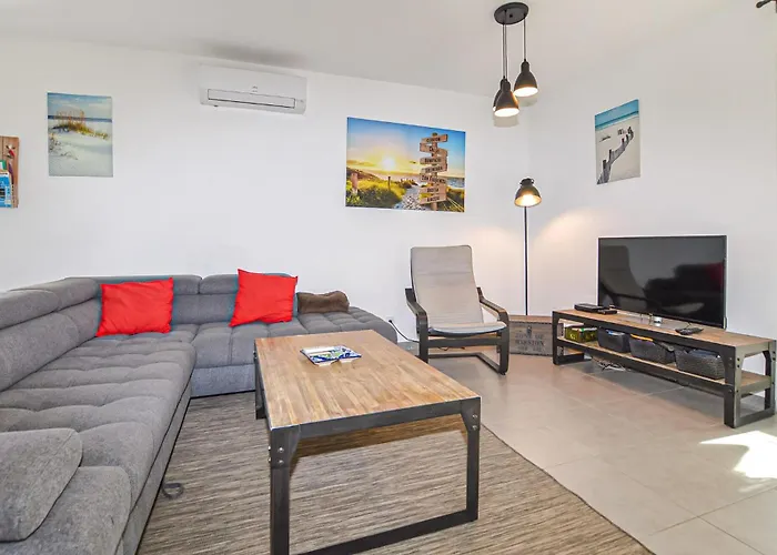 Moderne A Pieds Ferienhaus *