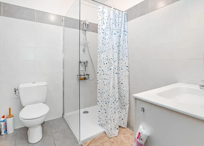 Moderne A Pieds Ferienhaus *
