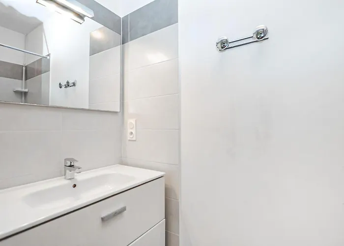 Moderne A Pieds Ferienhaus *